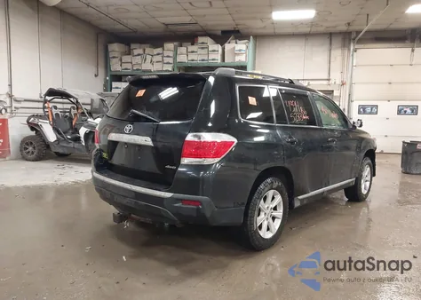 2012 Toyota Highlander Se V6 z USA, uszkodzony, nr VIN 5TDBK3EH1CS142331